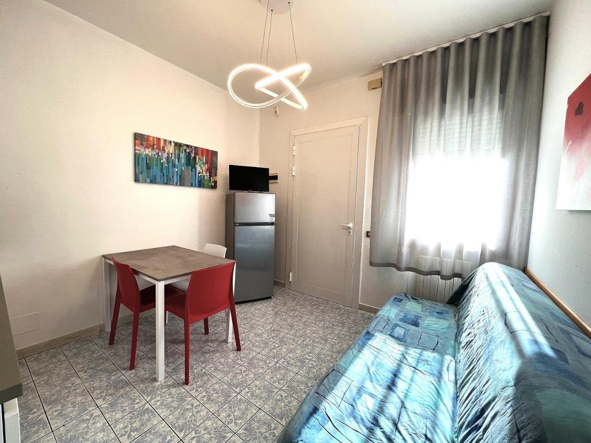 Zzznon Attivo Ex Dl5 E Dl6 Apartamento Lido di Jesolo Exterior foto